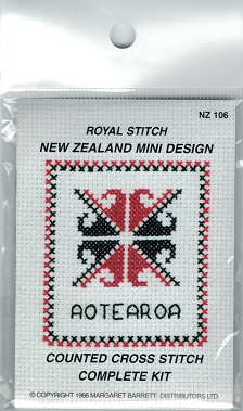 Anchor Beginner Cross-stitch kit - Modern Graphic Bold Florals